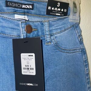 Skinny jeans